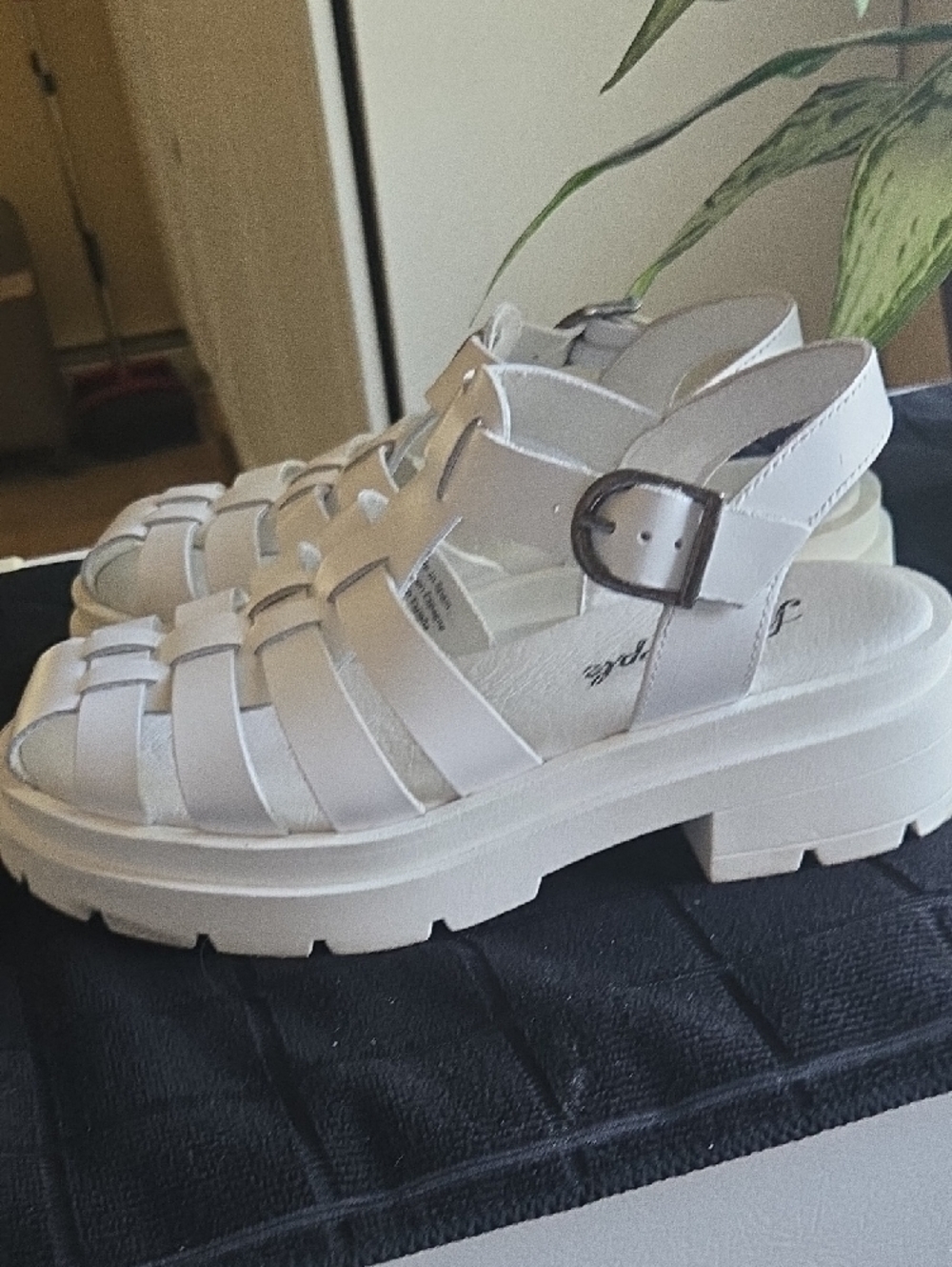 Free People Fisherman Sandals - Picture 5 of 15